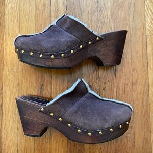 Dolce & Gabbana brown suede shearling lined clogs size 38, US 7.5